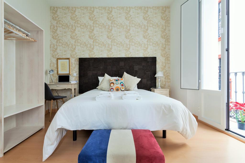 Hostly Acetres 1A Loft In City Center, Comunal Terrace, Fibre,Parking Optional Sevilla Exterior foto