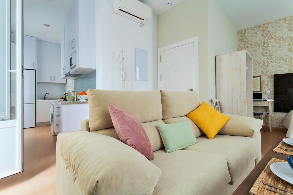 Hostly Acetres 1A Loft In City Center, Comunal Terrace, Fibre,Parking Optional Sevilla Exterior foto