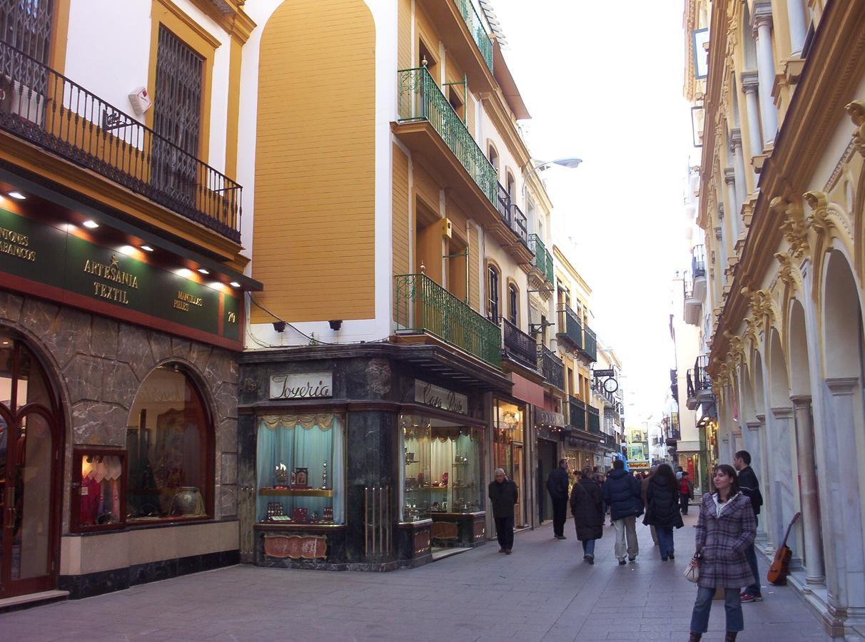 Hostly Acetres 1A Loft In City Center, Comunal Terrace, Fibre,Parking Optional Sevilla Exterior foto