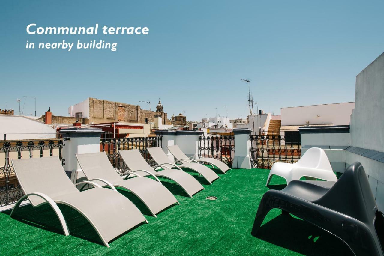 Hostly Acetres 1A Loft In City Center, Comunal Terrace, Fibre,Parking Optional Sevilla Exterior foto